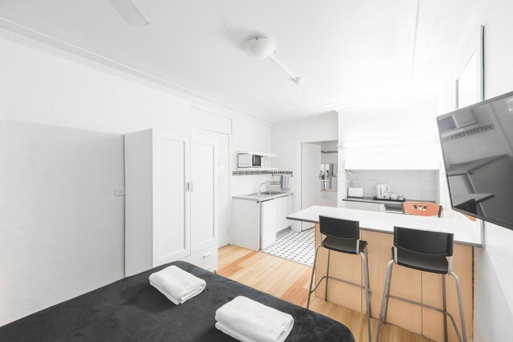 Manly Waves Studios & Apartments 시드니 외부 사진